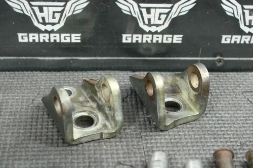 2004 HONDA CRF450R OEM FOOT PEGS PEDALS FRAME STAND HARDWARE BRACKETS