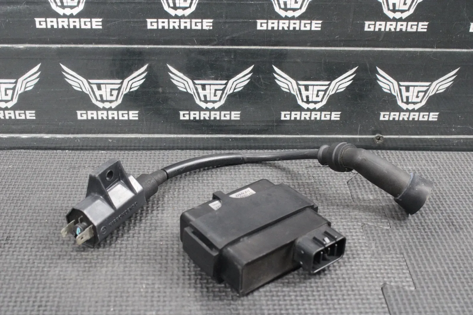 2004 04-08 SUZUKI LTZ250 OEM ECU COMPUTER CONTROLLER UNIT ECM COIL