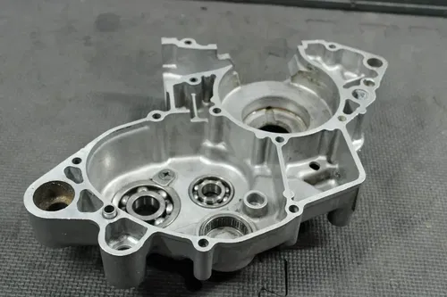 1994 SUZUKI RM125 OEM LEFT ENGINE MOTOR CRANKCASE CRANK CASES BLOCK