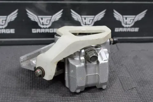 1998 93-01 YAMAHA YZ80 OEM REAR BACK BRAKE CALIPER 4ES-2580W-00-00