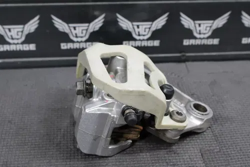 1998 93-01 YAMAHA YZ80 OEM REAR BACK BRAKE CALIPER 4ES-2580W-00-00