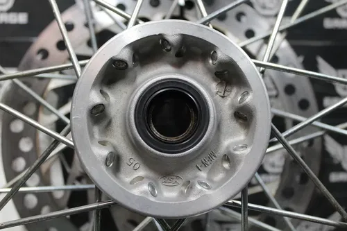 2006 HONDA CRF450R 21X1.60 OEM FRONT WHEEL RIM 44650-MEN-840 NICE!