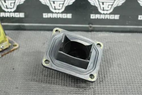 1996 93-01 YAMAHA YZ80 OEM INTAKE REED BLOCK ASSEMBLY 4ES-13565-00-00