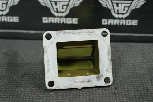 1996 93-01 YAMAHA YZ80 OEM INTAKE REED BLOCK ASSEMBLY 4ES-13565-00-00