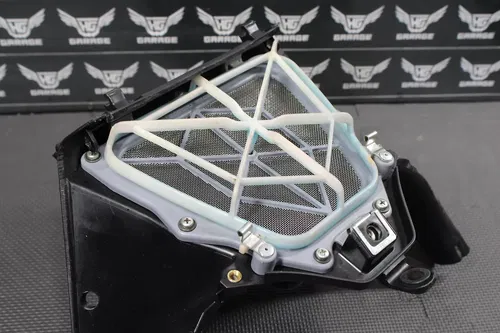 2018 YAMAHA YZ450F OEM AIRBOX INTAKE AIR CLEANER CASE BR9-14453-00-00