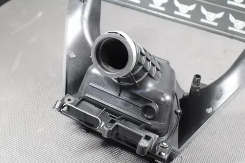 2018 YAMAHA YZ450F OEM AIRBOX INTAKE AIR CLEANER CASE BR9-14453-00-00