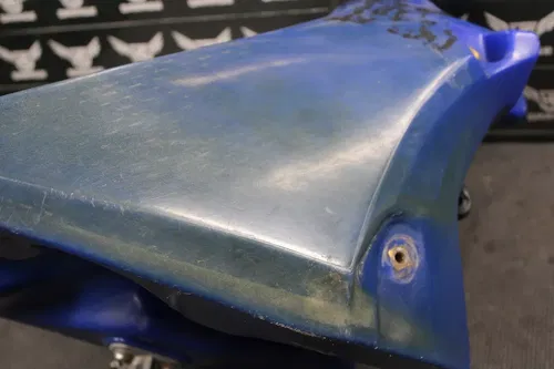 1999 YAMAHA YZ400 YZ400F OEM GAS FUEL TANK CELL PETROL RESERVOIR