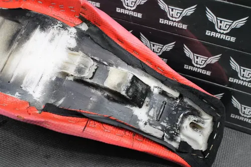 2007 HONDA CRF150R CRF150RB OEM SEAT SADDLE 77100-KSE-000