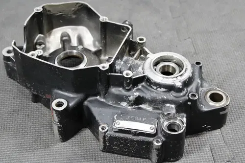 1989 HONDA CR125R OEM LEFT ENGINE MOTOR CRANKCASE CRANK CASES BLOCK