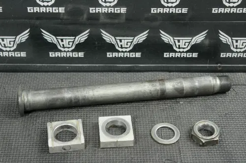 2004 HONDA CRF450R OEM REAR AXLE BACK WHEEL RIM PIVOT BOLT AXLE 42301-KZ4-J40