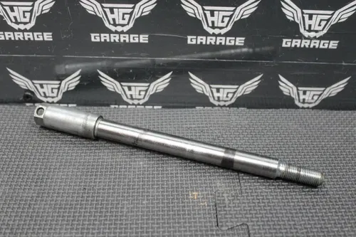 1987 HONDA XR250R OEM FRONT WHEEL RIM AXLE PIVOT BOLT 44301-KBR-000