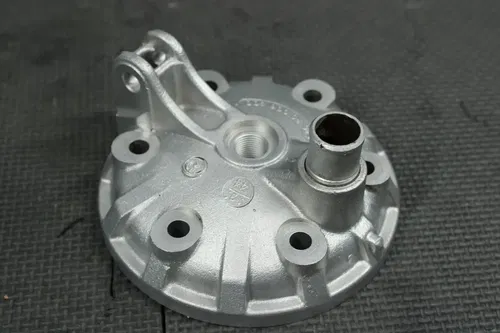 1994 KTM 250SX ENGINE MOTOR CYLINDER HEAD COVER DOME TOP END 54630306400