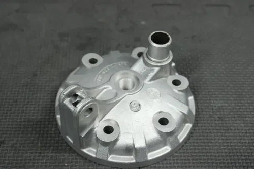 1994 KTM 250SX ENGINE MOTOR CYLINDER HEAD COVER DOME TOP END 54630306400