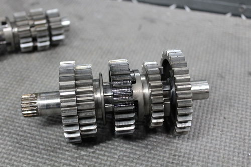 1998 HONDA CR125R OEM ENGINE TRANSMISSION TRANNY ASSEMBLY GEARS 23210-KZ4-A90