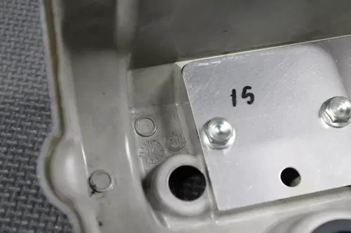 2015 HONDA 14-16 CRF450R OEM ENGINE CYLINDER HEAD COVER VALVE COVER 12310-MEN-A8