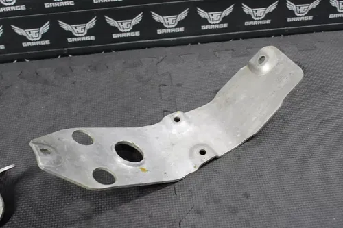 2000 YAMAHA WR400F WR426F YZ400 YZ400F YZ426F OEM LOWER BOTTOM SKID PLATE GUARD