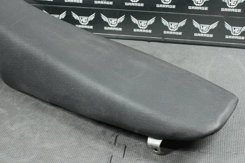 2003 HONDA CRF450R OEM SEAT SADDLE CUSHION COVER 77100-MEB-770