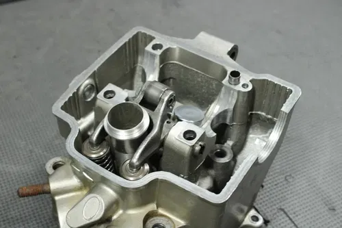 2007 HONDA 04-07 CRF250R OEM ENGINE CYLINDER HEAD VALVES 12010-KRN-A00 NICE!