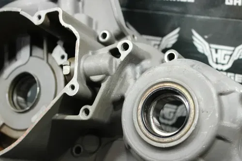 1995 KTM 300 EXC OEM LEFT ENGINE MOTOR CRANKCASE CRANK CASE BLOCK 54630000644