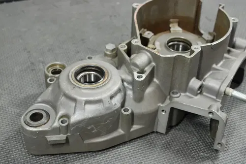1995 KTM 300 EXC OEM LEFT ENGINE MOTOR CRANKCASE CRANK CASE BLOCK 54630000644