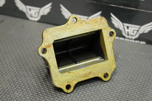 2002 YAMAHA 02-22 YZ250 OEM INTAKE REED BLOCK ASSEMBLY 5NX-13610-10