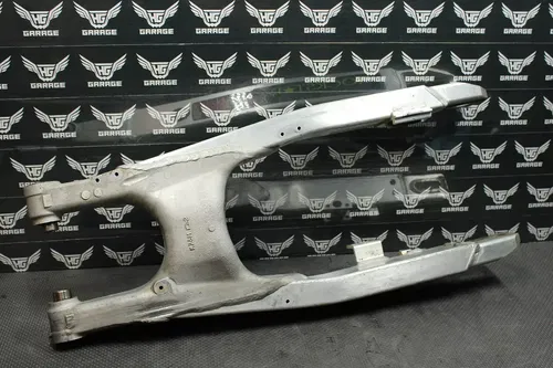 1996 HONDA CR125R CR250R OEM SWINGARM SWING ARM SUSPENSION 52100-KZ4-A10