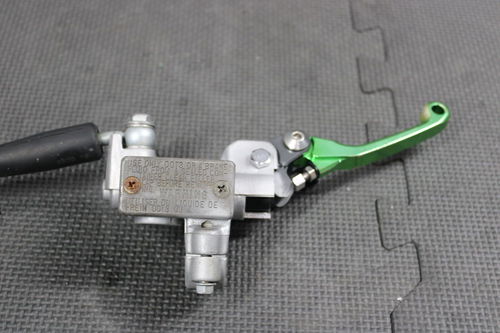2005 KAWASAKI KX100 OEM TOKICO FRONT BRAKE CALIPER MASTER CYLINDER 43015-0167