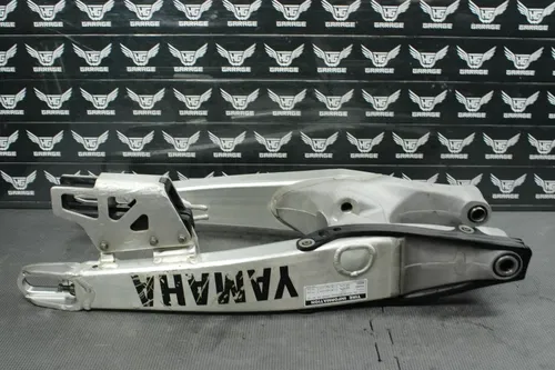 2004 YAMAHA WR250F OEM SWINGARM SWING ARM SUSPENSION 5UN-22110-00-00 MINT!