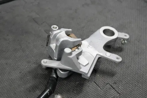 2006 05-07 HONDA CRF450R OEM NISSIN REAR BACK BRAKE CALIPER MASTER CYLINDER LEVE