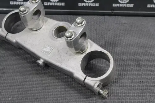 2003 HONDA CRF450R OEM FORKS UPPER TRIPLE TREE CLAMP