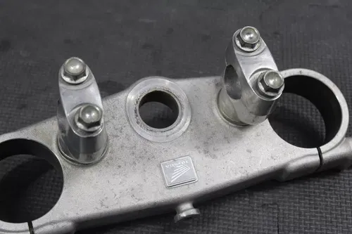 2003 HONDA CRF450R OEM FORKS UPPER TRIPLE TREE CLAMP