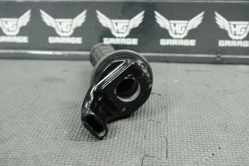 2004 YAMAHA YZ450F OEM RIGHT THROTTLE GRIP HANDLE BAR 5BE-26240-00-00 5BE-26281