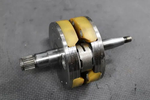 2004 KAWASAKI KX250 2T OEM ENGINE MOTOR CRANKSHAFT CRANK SHAFT NICE! 13031-0022