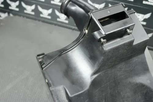 2006 06-08 HONDA CRF450R OEM AIRBOX INTAKE AIR CLEANER CASE 17250-MEN-850