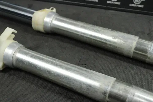 2002 YAMAHA YZ125 OEM RIGHT LEFT FRONT SUSPENSION FORKS SHOCKS READ DESC!
