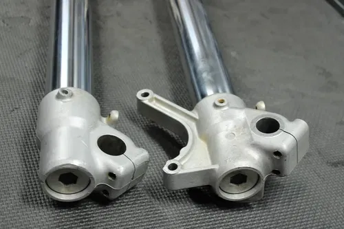 2002 YAMAHA YZ125 OEM RIGHT LEFT FRONT SUSPENSION FORKS SHOCKS READ DESC!
