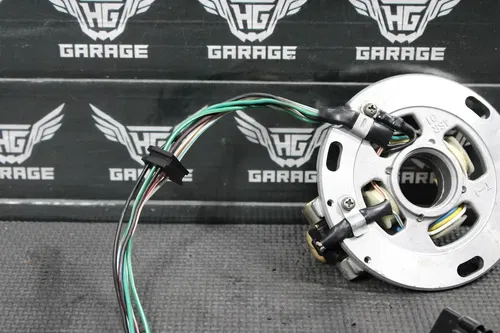 2001 YAMAHA 99-01 YZ250 STATOR MAGNETO GENERATOR ALTERNATOR 5CU-85560-10-00