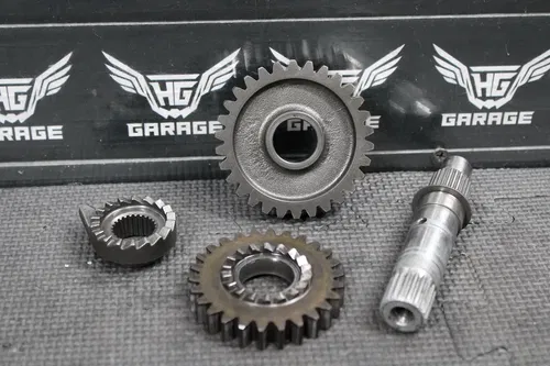 1984 1985 HONDA CR250R OEM KICKSTART KICK START SHAFT W IDLER GEAR