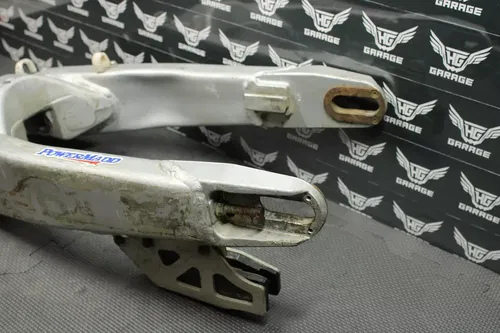 1996 YAMAHA YZ125 OEM SWINGARM SWING ARM SUSPENSION 4SS-22110-01-00