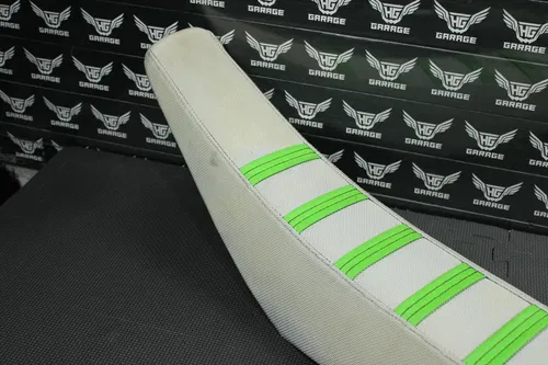2011 KAWASAKI KX250F KX450F SDG SEAT SADDLE CUSHION COVER 53066-0279-13R
