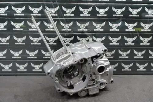 2005 HONDA CRF150F OEM LEFT RIGHT ENGINE MOTOR CRANKCASE CRANK CASES BLOCK