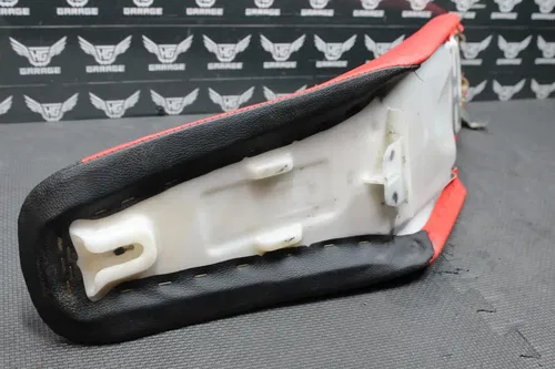 2007 06-08 HONDA CRF250R OEM SEAT SADDLE 77100-KRN-850 77100-KRN-A01