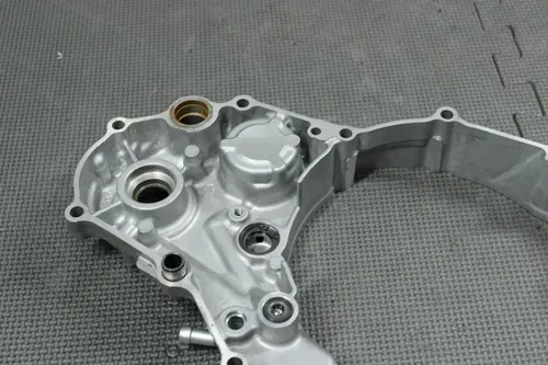 2006 YAMAHA 03-09 YZ450F OEM ENGINE MOTOR INNER CLUTCH COVER WATERPUMP COVER