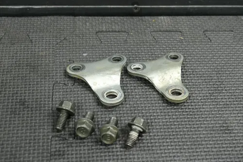 2004 YAMAHA 04-06 WR450F 04-05 YZ450F OEM ENGINE MOTOR MOUNT STAY BRACKETS