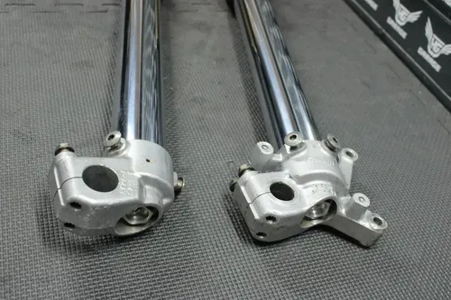 2005 HONDA CRF250R OEM 47MM SHOWA RIGHT LEFT FRONT SUSPENSION FORKS SHOCKS