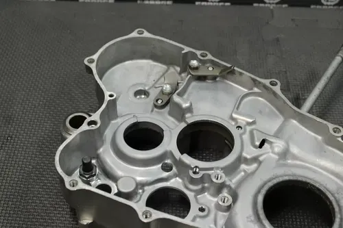 2003 HONDA CRF450R OEM RIGHT ENGINE MOTOR CRANKCASE CRANK CASES BLOCK