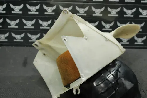 1999 HONDA CR125R OEM AIRBOX INTAKE AIR CLEANER CASE 17210-KZ4-J01