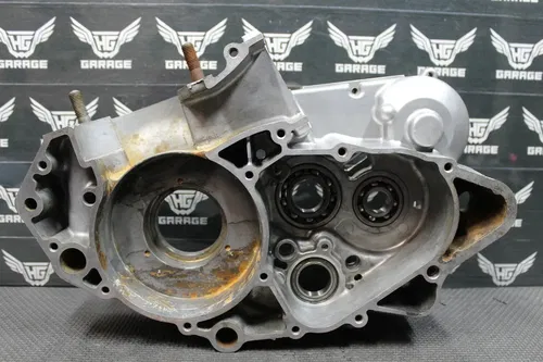 1990 SUZUKI RMX250 MODEL L OEM LEFT RIGHT ENGINE CRANKCASE CRANK CASES BLOCK