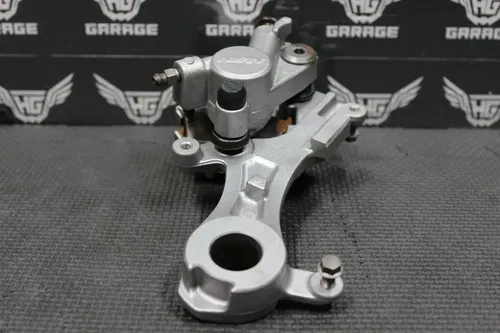 2007 YAMAHA YZ125 YZ250F YZ450F OEM REAR BACK BRAKE CALIPER 1C3-2580W-52-00