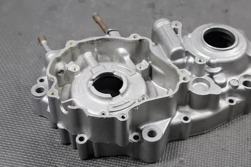 2000 KAWASAKI KX250 OEM LEFT ENGINE MOTOR CRANKCASE CRANK CASES BLOCK